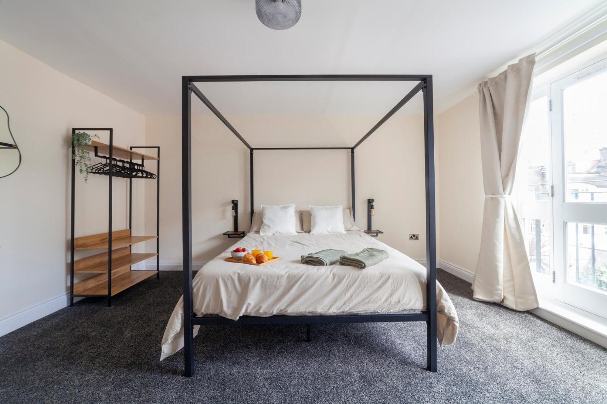 Arte Stays Serviced Houses Stratford - 3 Bedrooms 2 Bathrooms Houses London, Stratford, Maryland, Free Parking, Garden, Weekly Or Monthly Stays - Up To 8 Guests Exterior foto