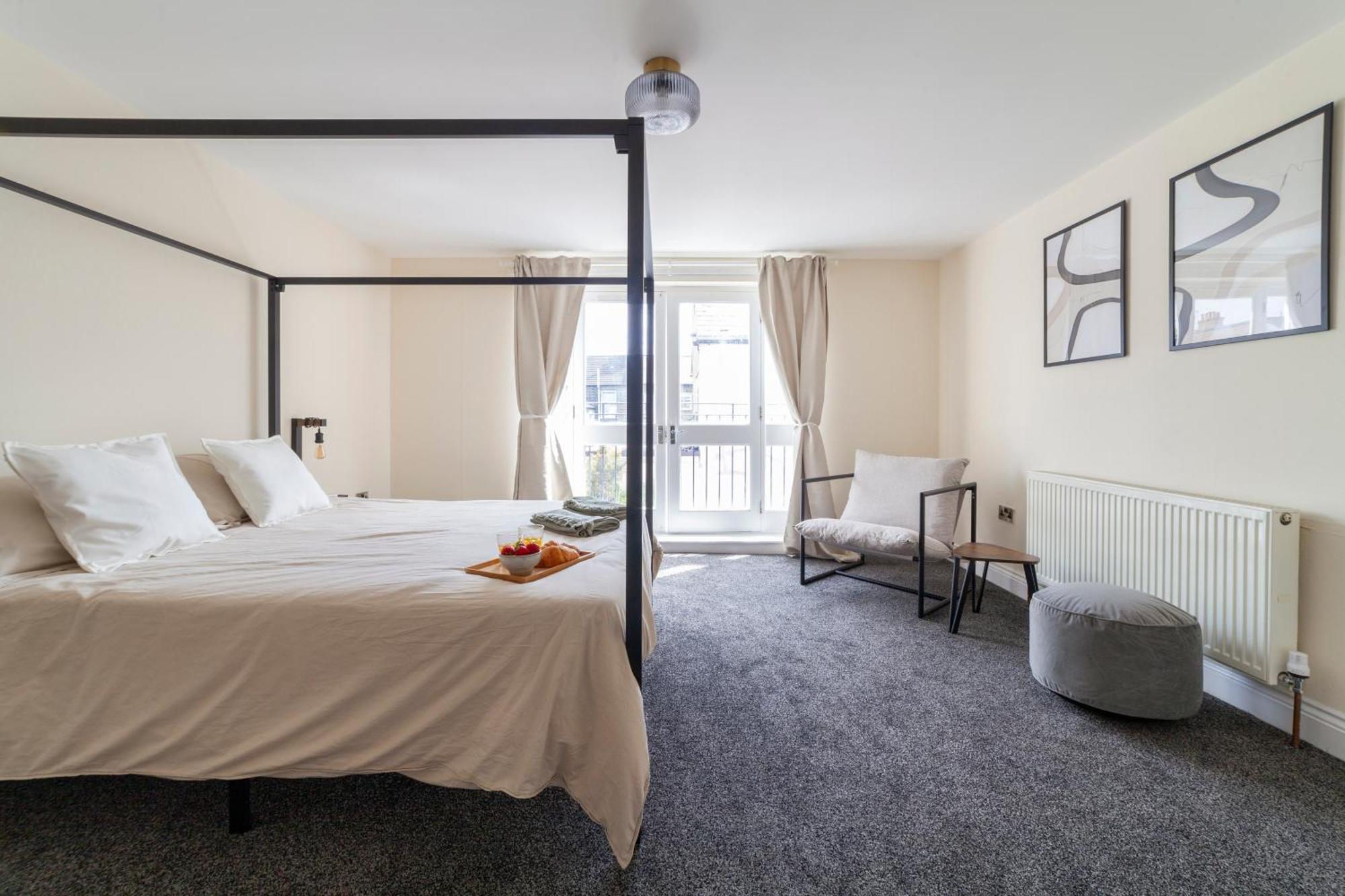 Arte Stays Serviced Houses Stratford - 3 Bedrooms 2 Bathrooms Houses London, Stratford, Maryland, Free Parking, Garden, Weekly Or Monthly Stays - Up To 8 Guests Exterior foto