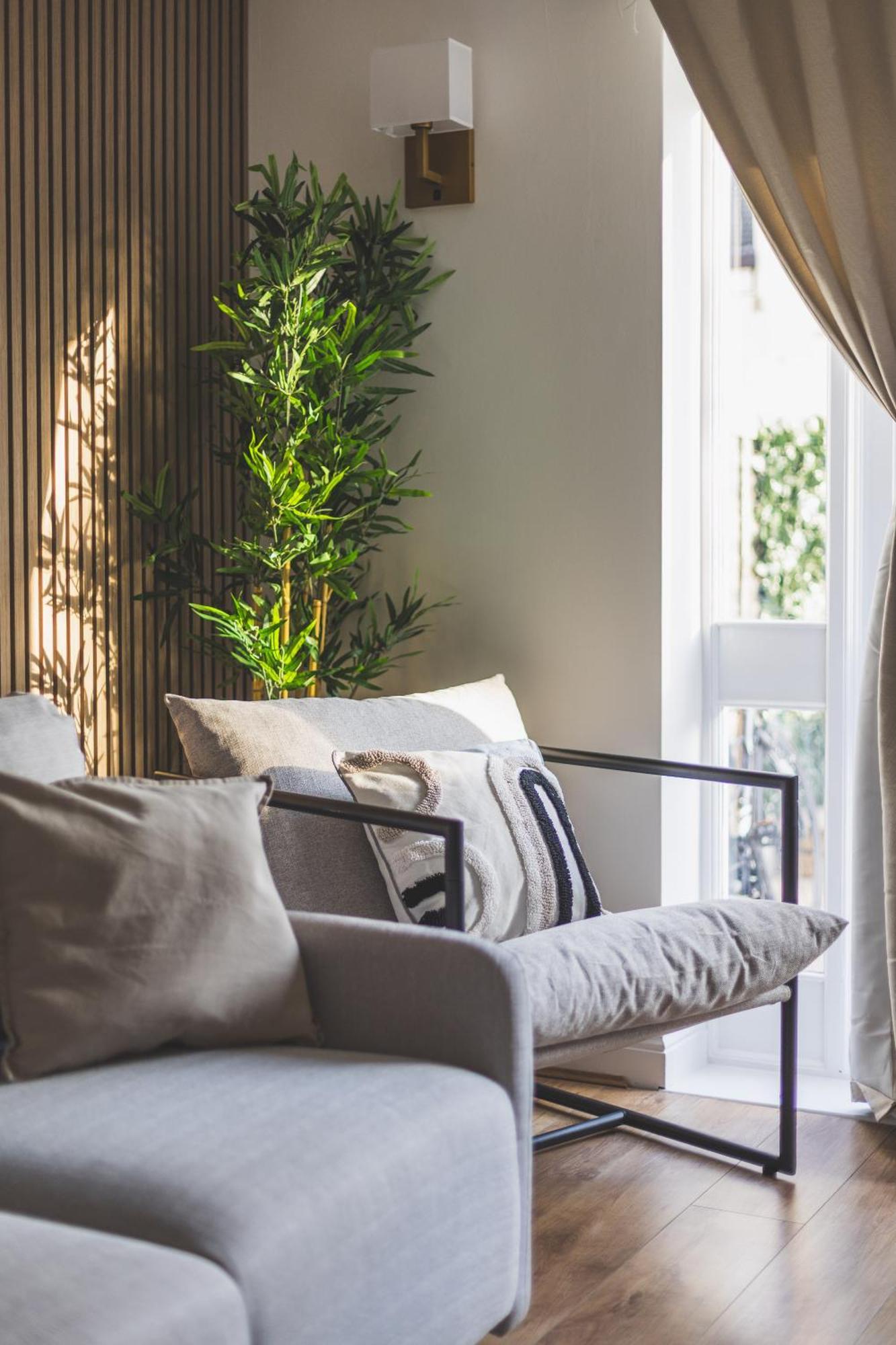 Arte Stays Serviced Houses Stratford - 3 Bedrooms 2 Bathrooms Houses London, Stratford, Maryland, Free Parking, Garden, Weekly Or Monthly Stays - Up To 8 Guests Exterior foto