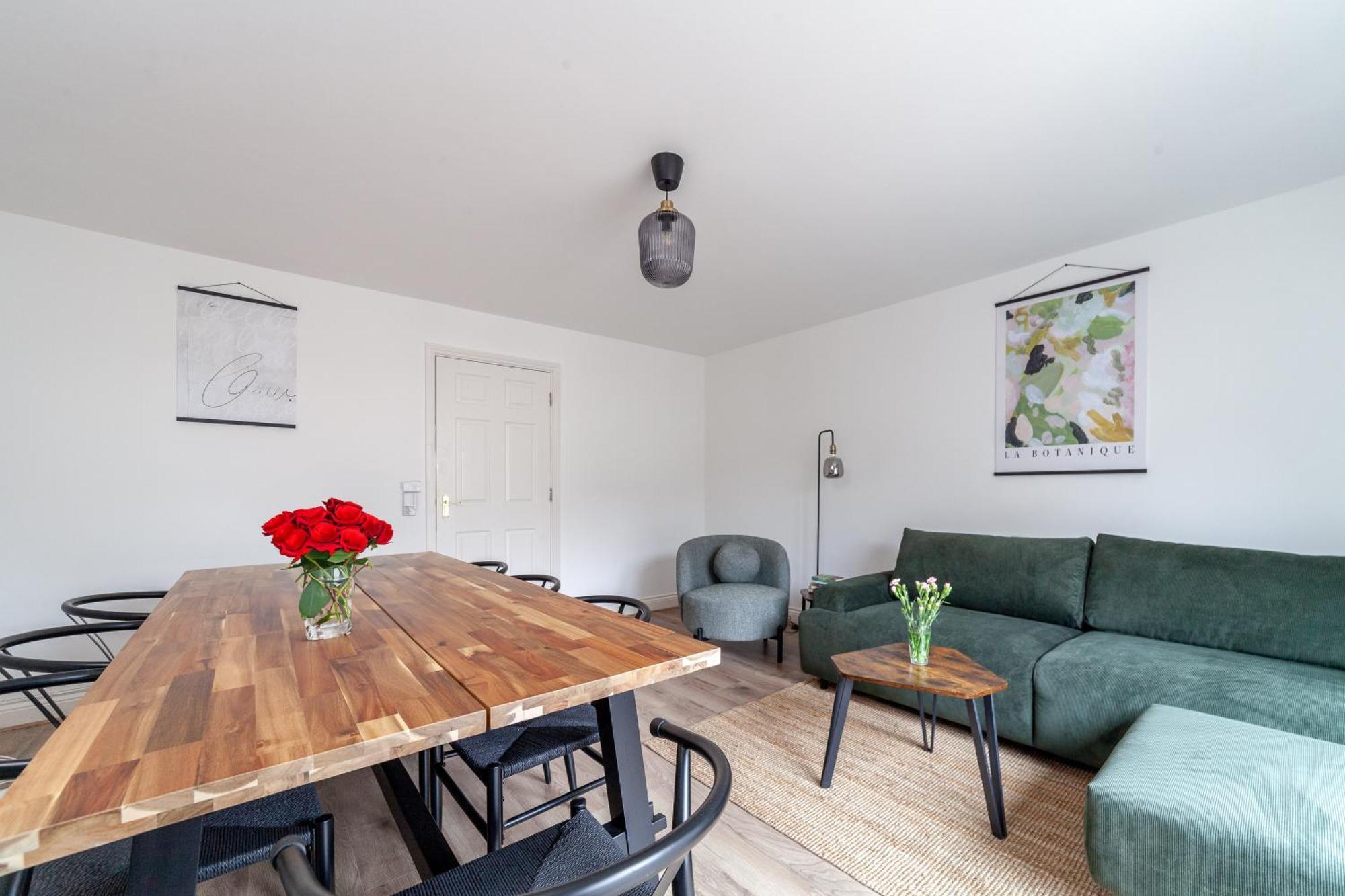Arte Stays Serviced Houses Stratford - 3 Bedrooms 2 Bathrooms Houses London, Stratford, Maryland, Free Parking, Garden, Weekly Or Monthly Stays - Up To 8 Guests Exterior foto